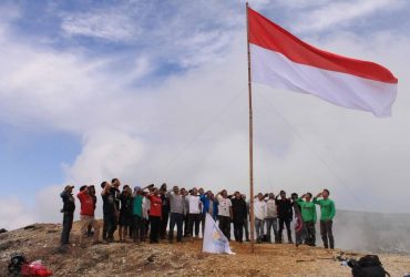 Upaya untuk Mengisi Kemerdekaan dengan Mendaki Gunung