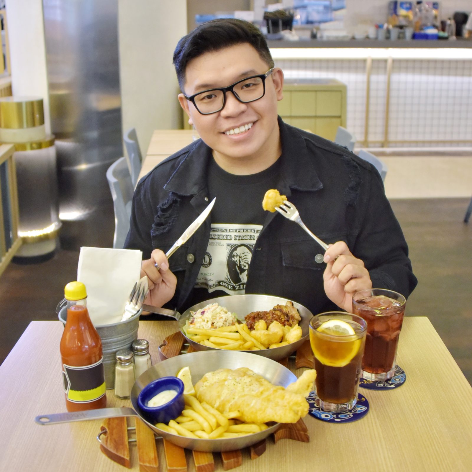 Profil Erwin Putra, Konten Kreator dan Food Blogger Indonesia